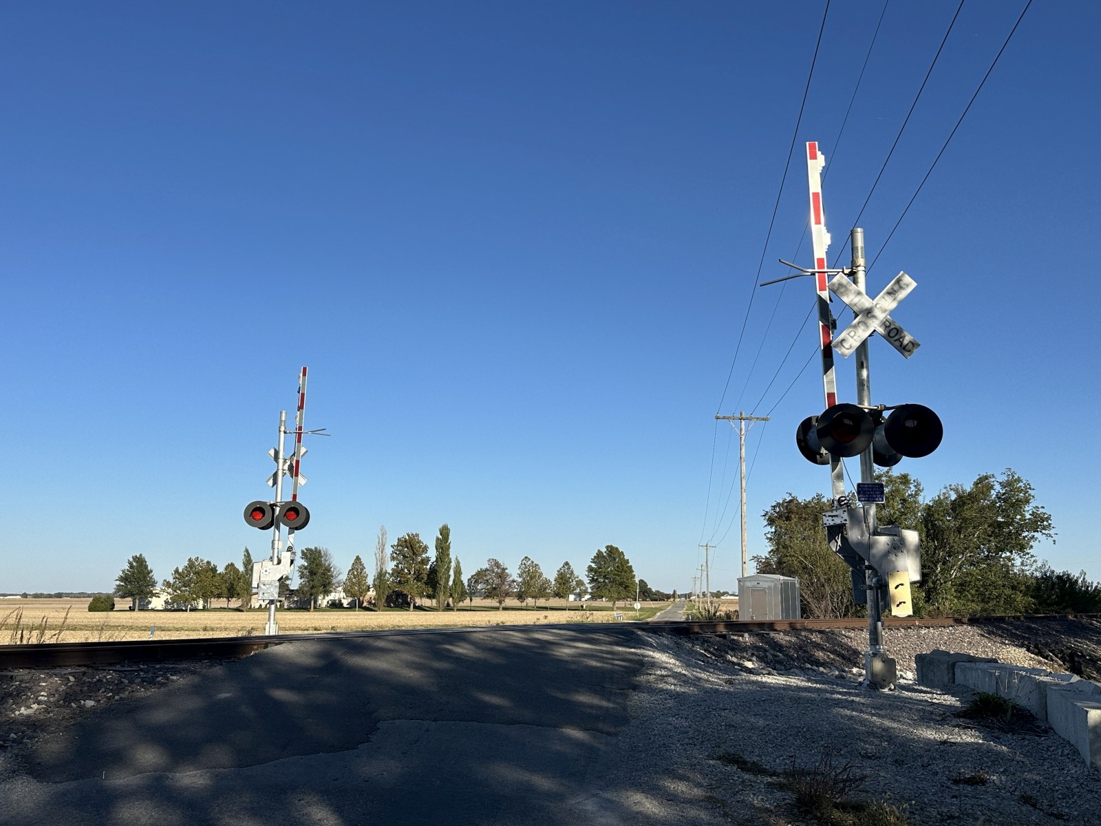 Mockingbird Road (Addieville, IL)