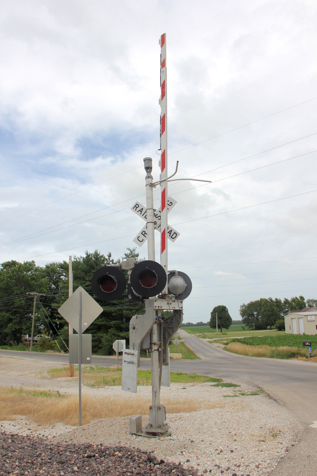 Lester Rd. (Williamsville, IL)