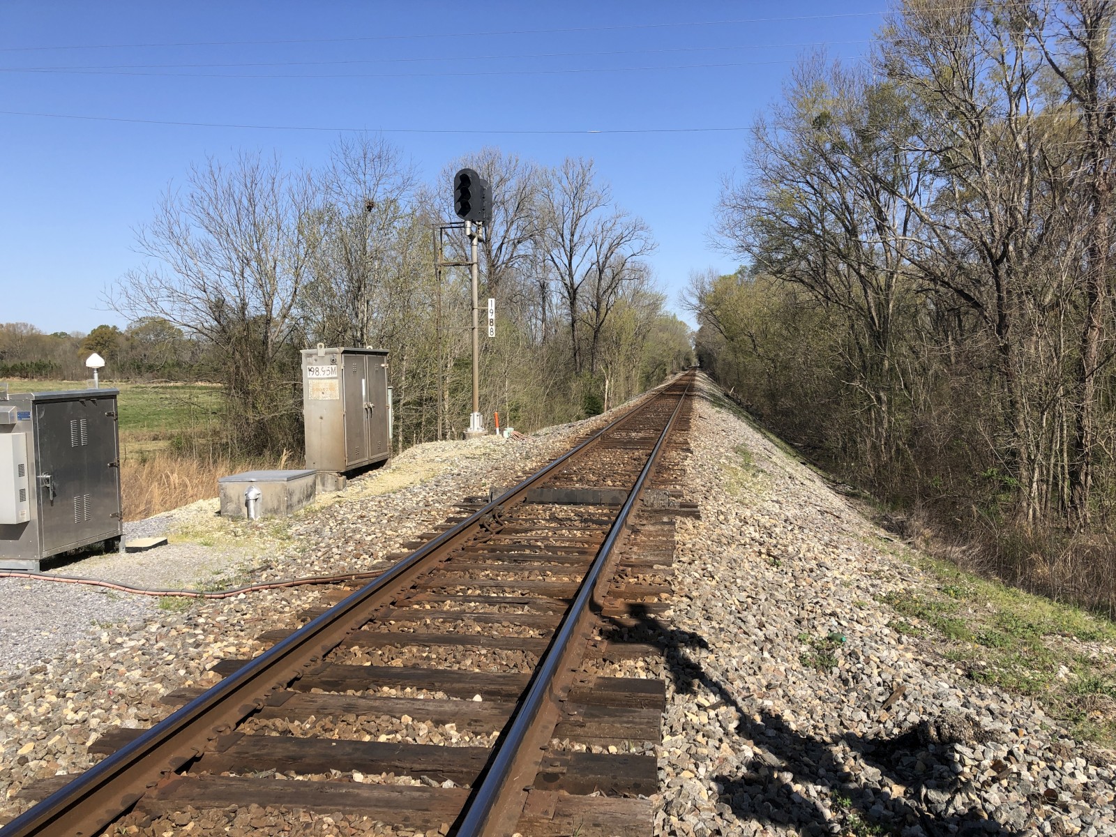 Middle Road (Flora, MS)
