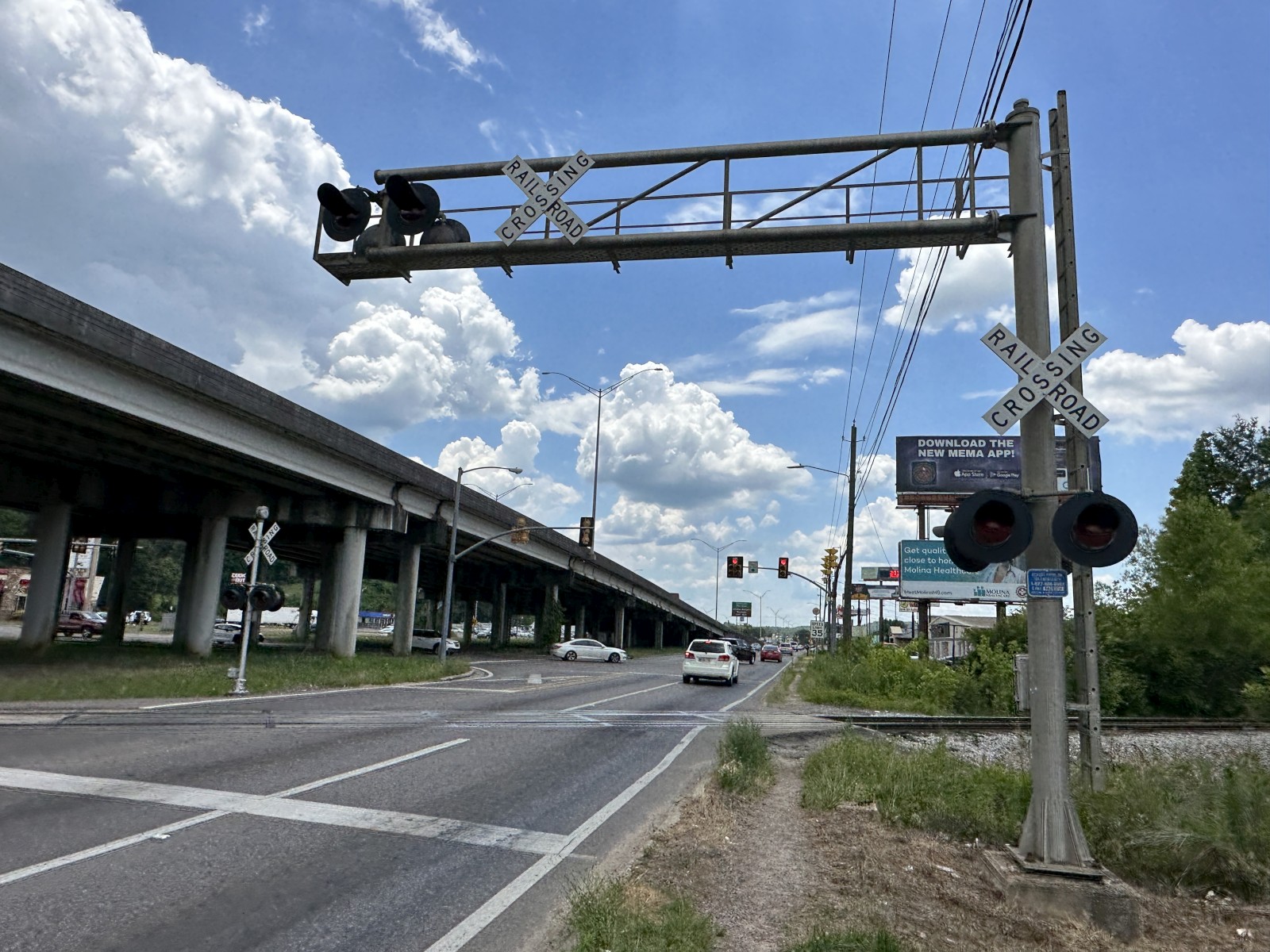 Frontage Road (Meridian, MS)