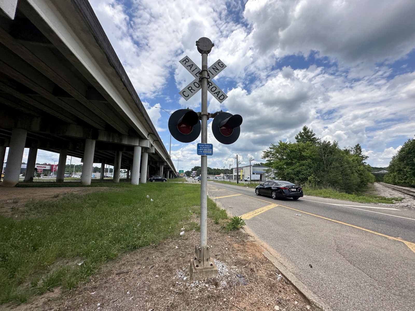 Frontage Road (Meridian, MS)