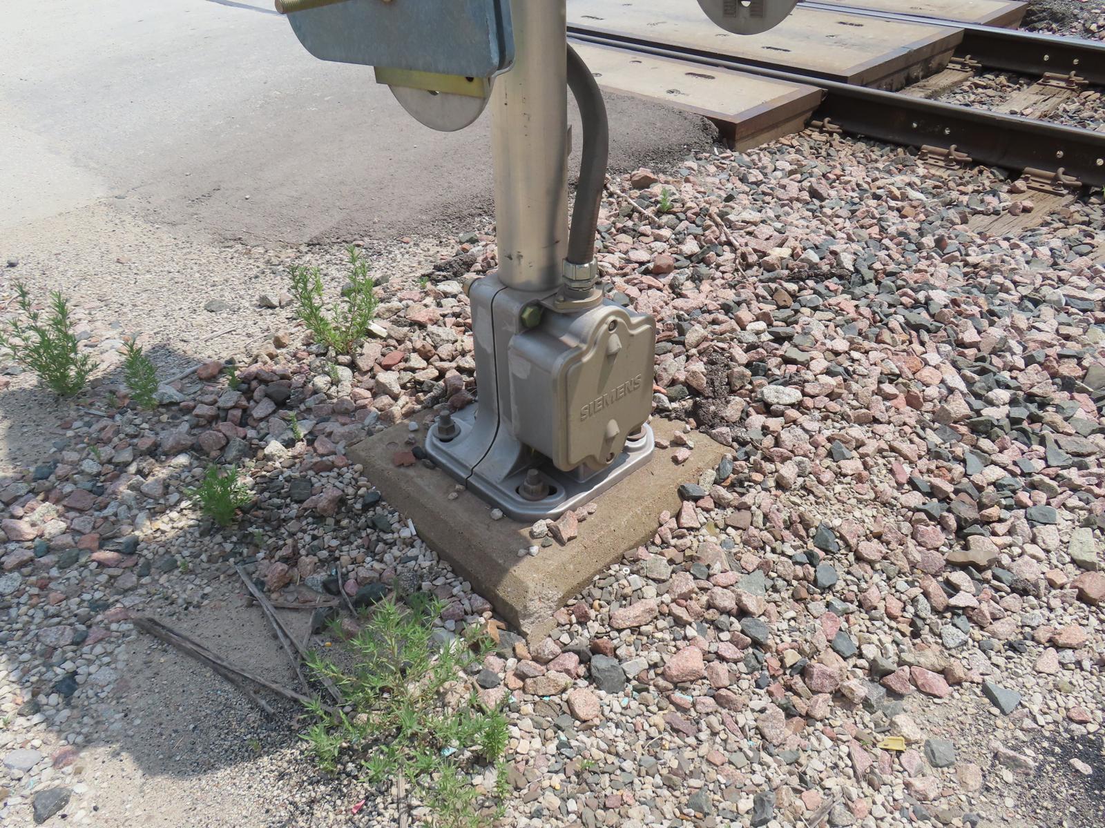 Private Crossing (Riverside, MO)