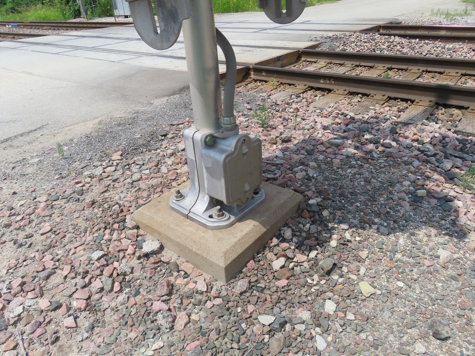 Private Crossing (Riverside, MO)