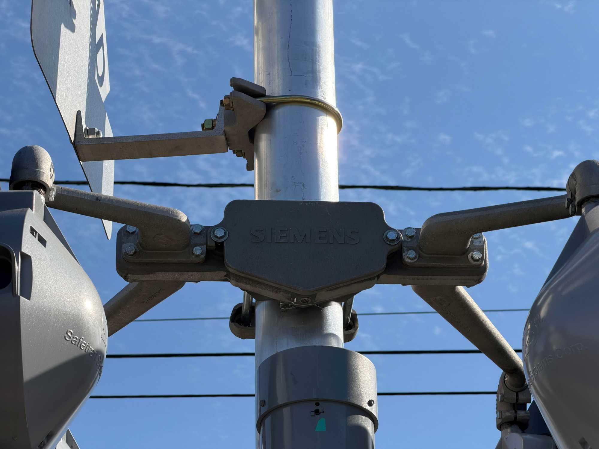 SiemensBracket (1).jpg